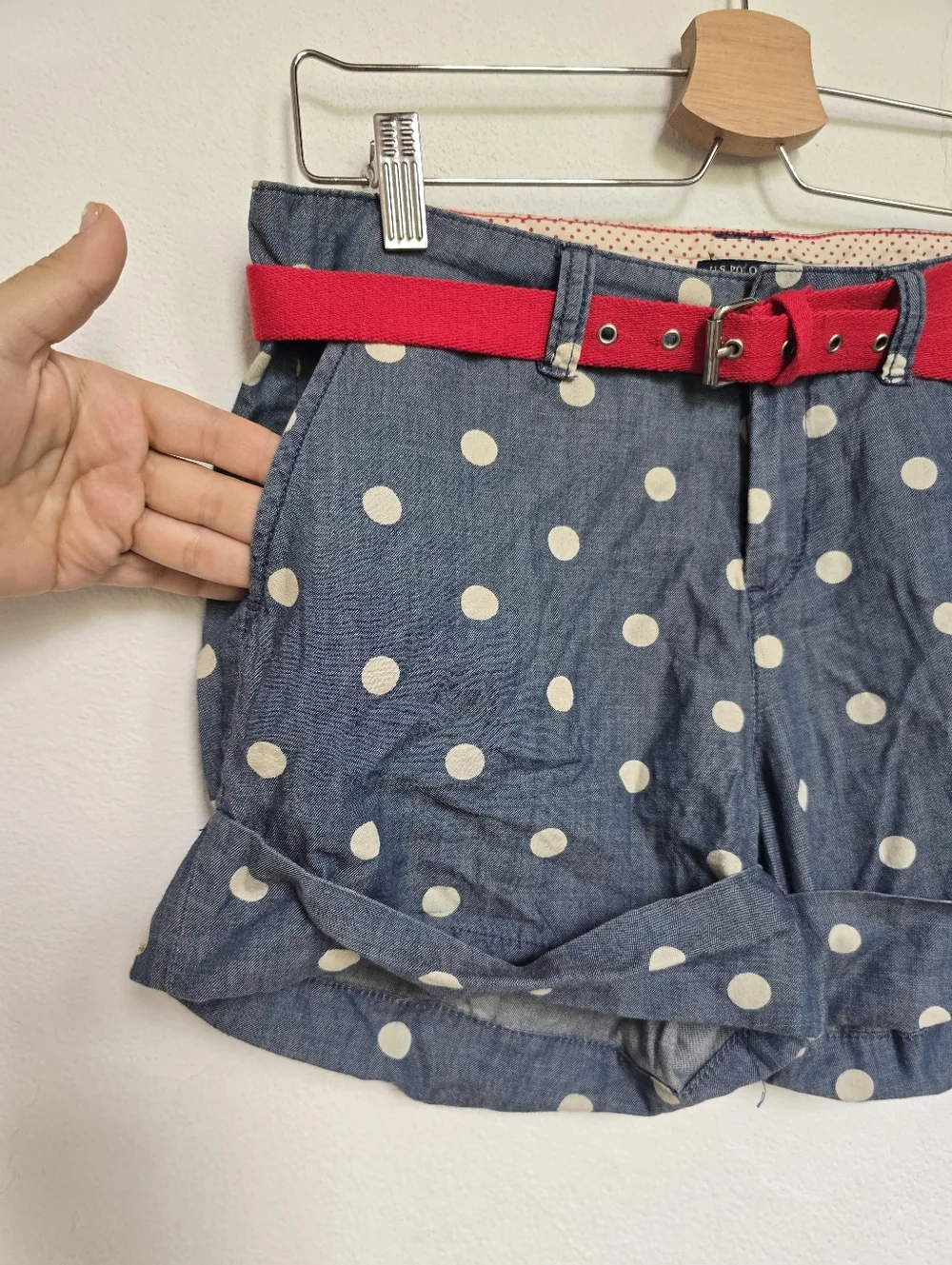 U.S. Polo Assn Polka Dot Chambray Shorts Red Belt Size 7 / 8